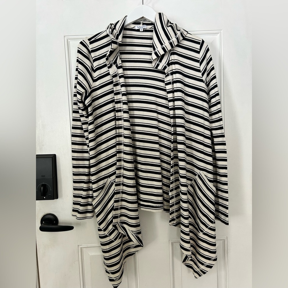Splendid Monochrome Striped Open Cardigan